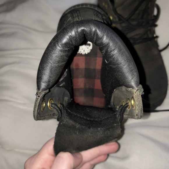 *Read Description* Timberland Boys Black Boots, Need scrubbed up some more! - Picture 6 of 8